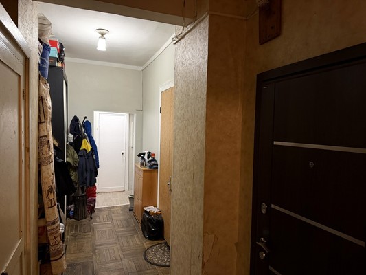 Продам комнату в 4-комн. квартире, Университетский пр-кт, 9, Москва г