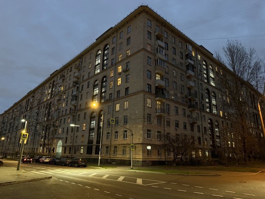 Продам комнату в 4-комн. квартире, Университетский пр-кт, 9, Москва г
