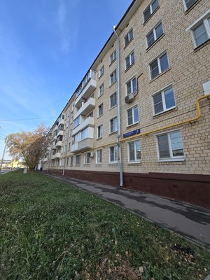 Продам двухкомнатную (2-комн.) квартиру, 3-й Балтийский пер, 4к4, Москва г