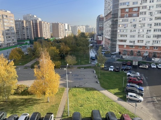 Продам однокомнатную (1-комн.) квартиру, Жулебинский б-р, 1, Москва г