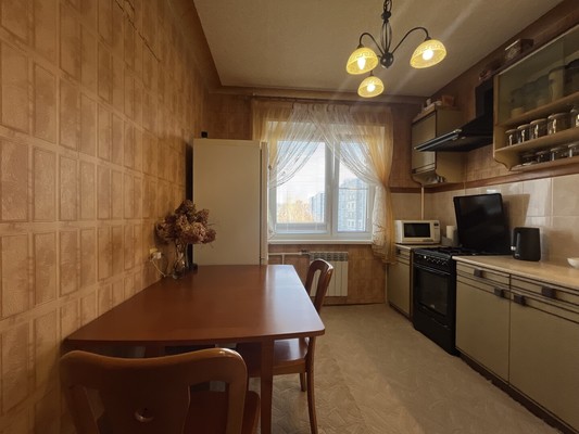 Продам двухкомнатную (2-комн.) квартиру, Строителей пр-кт, 20, Пенза г