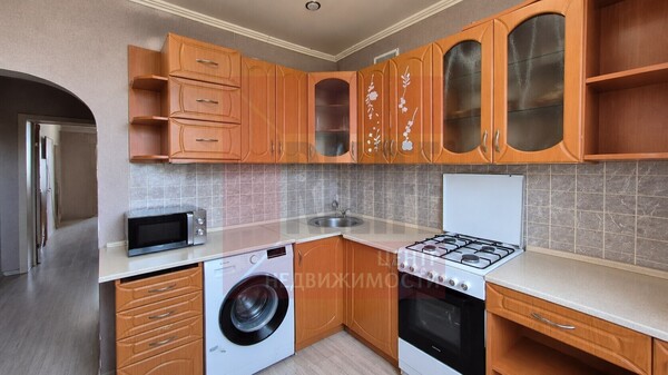 Продам двухкомнатную (2-комн.) квартиру, Советская ул, 5, Светлый г