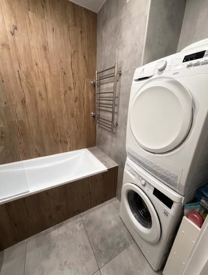 Продам трехкомнатную (3-комн.) квартиру, Магнитогорская ул, 1кА, Ростов-на-Дону г