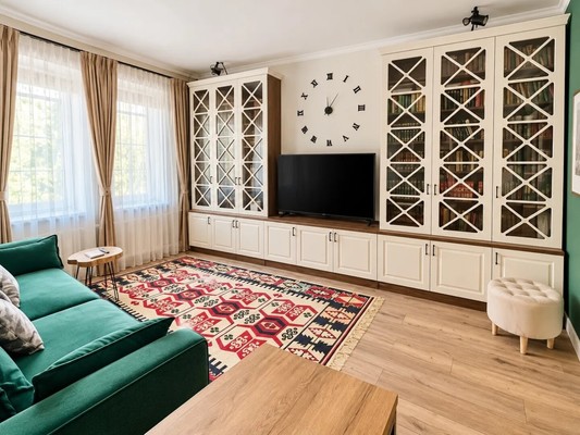 Продам двухкомнатную (2-комн.) квартиру, Измайловский б-р, 12, Москва г