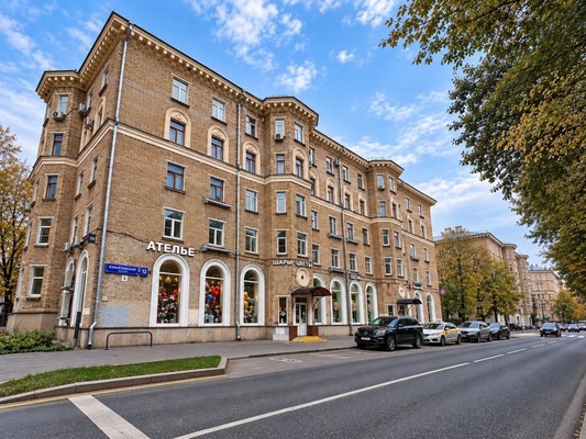 Продам двухкомнатную (2-комн.) квартиру, Измайловский б-р, 12, Москва г