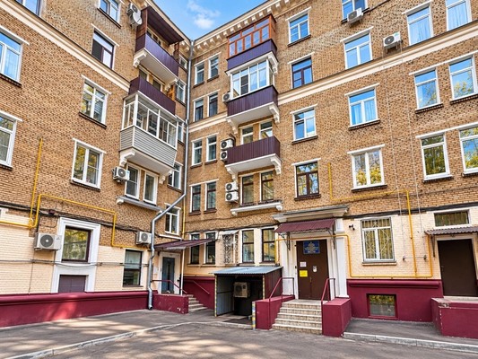 Продам двухкомнатную (2-комн.) квартиру, Измайловский б-р, 12, Москва г