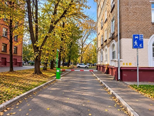Продам двухкомнатную (2-комн.) квартиру, Измайловский б-р, 12, Москва г