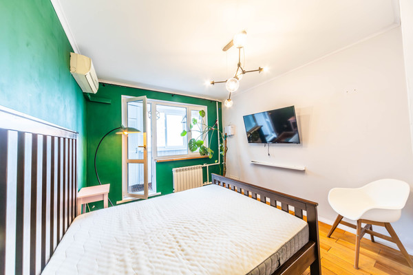 Продам двухкомнатную (2-комн.) квартиру, Скульптора Мухиной ул, 12, Москва г