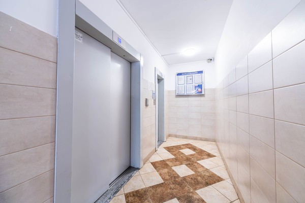 Продам двухкомнатную (2-комн.) квартиру, Скульптора Мухиной ул, 12, Москва г