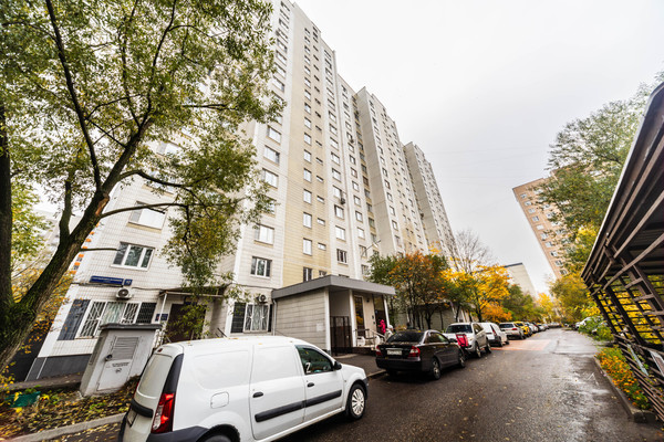 Продам двухкомнатную (2-комн.) квартиру, Скульптора Мухиной ул, 12, Москва г