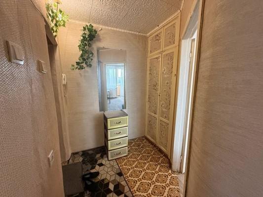 Сдам однокомнатную (1-комн.) квартиру, Заводской пер, 31, Симферополь г