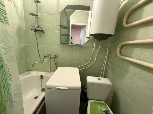 Сдам однокомнатную (1-комн.) квартиру, Заводской пер, 31, Симферополь г