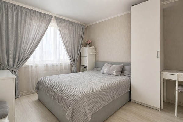 Продам трехкомнатную (3-комн.) квартиру, Гастелло ул, 37, Москва г