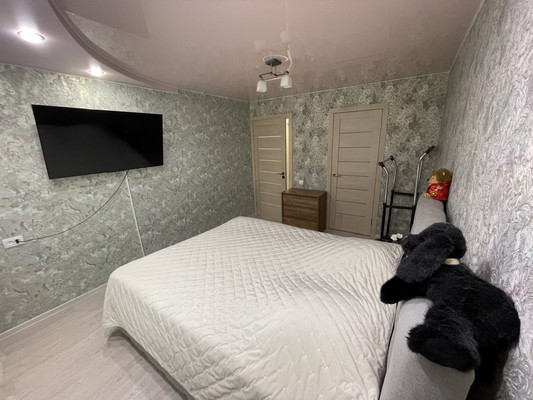 Продам двухкомнатную (2-комн.) квартиру, Фестивальная ул, 18, Апатиты г