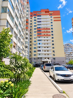 Продам трехкомнатную (3-комн.) квартиру, Анапское ш, 41Нк2, Новороссийск г