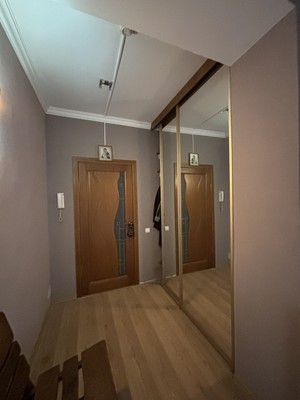 Продам трехкомнатную (3-комн.) квартиру, 30 лет Победы ул, 111, Волгодонск г