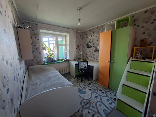 Продам трехкомнатную (3-комн.) квартиру, Ямашева пр-кт, 87, Казань г