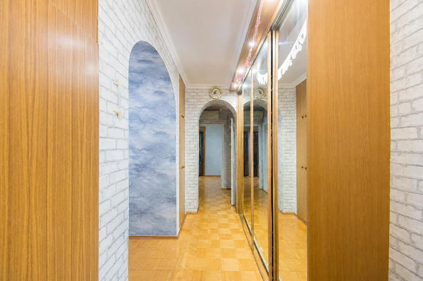 Продам трехкомнатную (3-комн.) квартиру, Ворошиловский пр-кт, 36-38, Ростов-на-Дону г