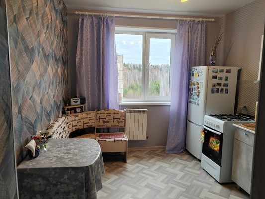 Продам двухкомнатную (2-комн.) квартиру, Калинина ул, 109, Нижний Тагил г