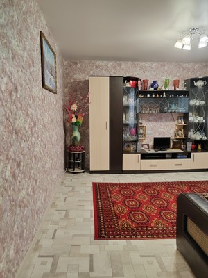 Продам двухкомнатную (2-комн.) квартиру, Калинина ул, 109, Нижний Тагил г