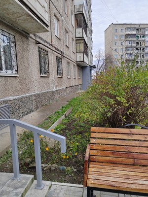 Продам двухкомнатную (2-комн.) квартиру, Калинина ул, 109, Нижний Тагил г