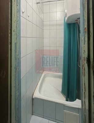 Продам комнату в 5-комн. квартире, Г.Димитрова ул, 33, Калининград г