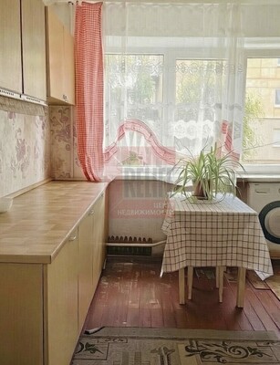 Продам комнату в 5-комн. квартире, Г.Димитрова ул, 33, Калининград г