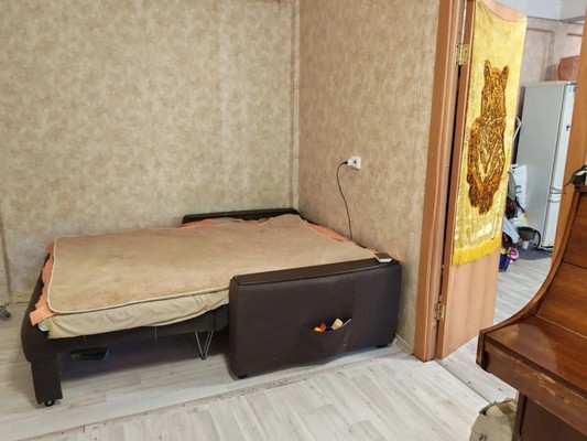 Продам двухкомнатную (2-комн.) квартиру, Заречная ул, 15, Сертолово г