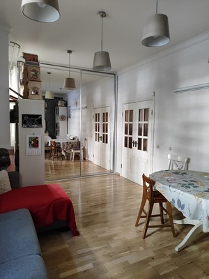 Продам трехкомнатную (3-комн.) квартиру, Тихвинский пер, 10-12к1, Москва г