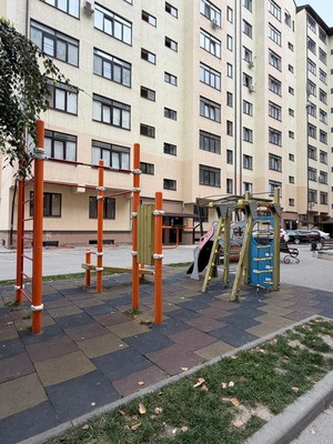Продам многокомнатную квартиру, Шарданова ул, 48, Нальчик г
