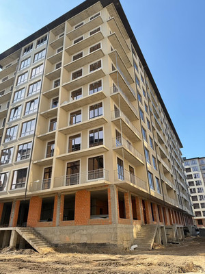 Продам двухкомнатную (2-комн.) квартиру, Ашурова ул, 1, Нальчик г