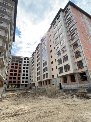 Продам двухкомнатную (2-комн.) квартиру, Ашурова ул, 1, Нальчик г
