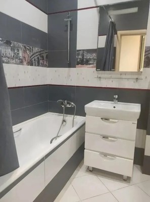Продам однокомнатную (1-комн.) квартиру, Ягодная ул, 8к1, Москва г