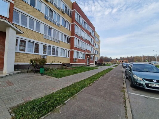 Продам однокомнатную (1-комн.) квартиру, Малая Истра мкр, дом 10, Высоково д
