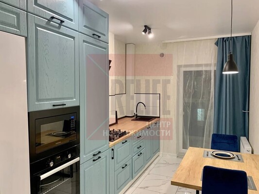 Продам однокомнатную (1-комн.) квартиру, Советский пр-кт, 238, Калининград г