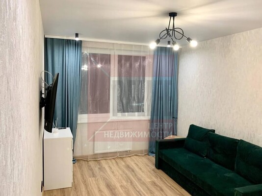 Продам однокомнатную (1-комн.) квартиру, Советский пр-кт, 238, Калининград г