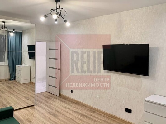 Продам однокомнатную (1-комн.) квартиру, Советский пр-кт, 238, Калининград г