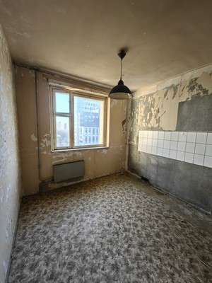 Продам двухкомнатную (2-комн.) квартиру, 18, Коммунарка п