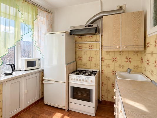 Продам двухкомнатную (2-комн.) квартиру, Ленина ул, 80, Пермь г