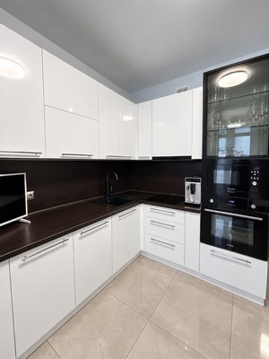 Продам однокомнатную (1-комн.) квартиру, Крымской весны ул, 4к1а, Мирное с