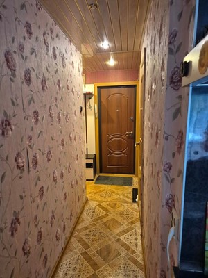 Продам трехкомнатную (3-комн.) квартиру, Октябрьский пр-кт, 44, Сыктывкар г