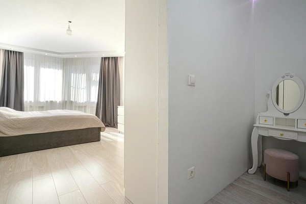 Продам многокомнатную квартиру, Заповедная ул, 18к4, Москва г