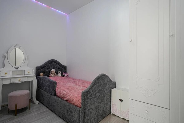 Продам многокомнатную квартиру, Заповедная ул, 18к4, Москва г