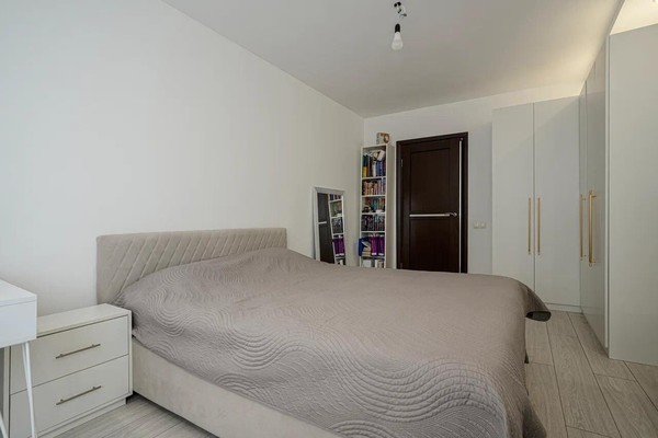 Продам многокомнатную квартиру, Заповедная ул, 18к4, Москва г