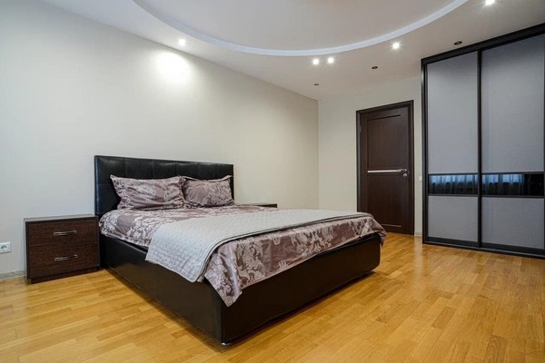 Продам многокомнатную квартиру, Заповедная ул, 18к4, Москва г