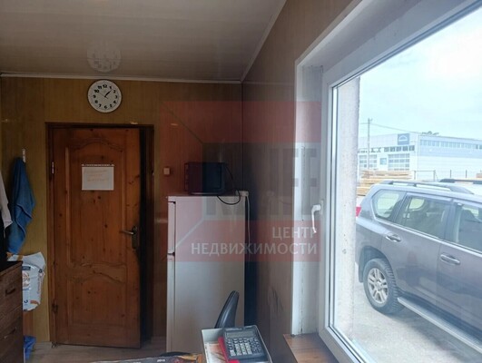 Продам коммерческое помещение 280 м2, Сельская ул, 2, Рощино п