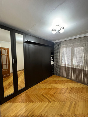 Продам трехкомнатную (3-комн.) квартиру, Ингушская ул, 17б, Нальчик г