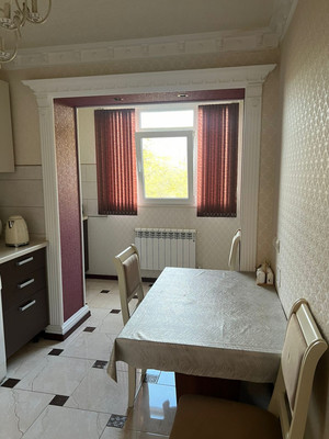 Продам трехкомнатную (3-комн.) квартиру, Ингушская ул, 17б, Нальчик г
