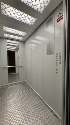Продам трехкомнатную (3-комн.) квартиру, Дубковское ш, 11А, Сестрорецк г