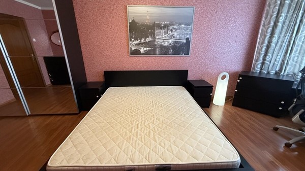 Продам трехкомнатную (3-комн.) квартиру, Дубковское ш, 11А, Сестрорецк г